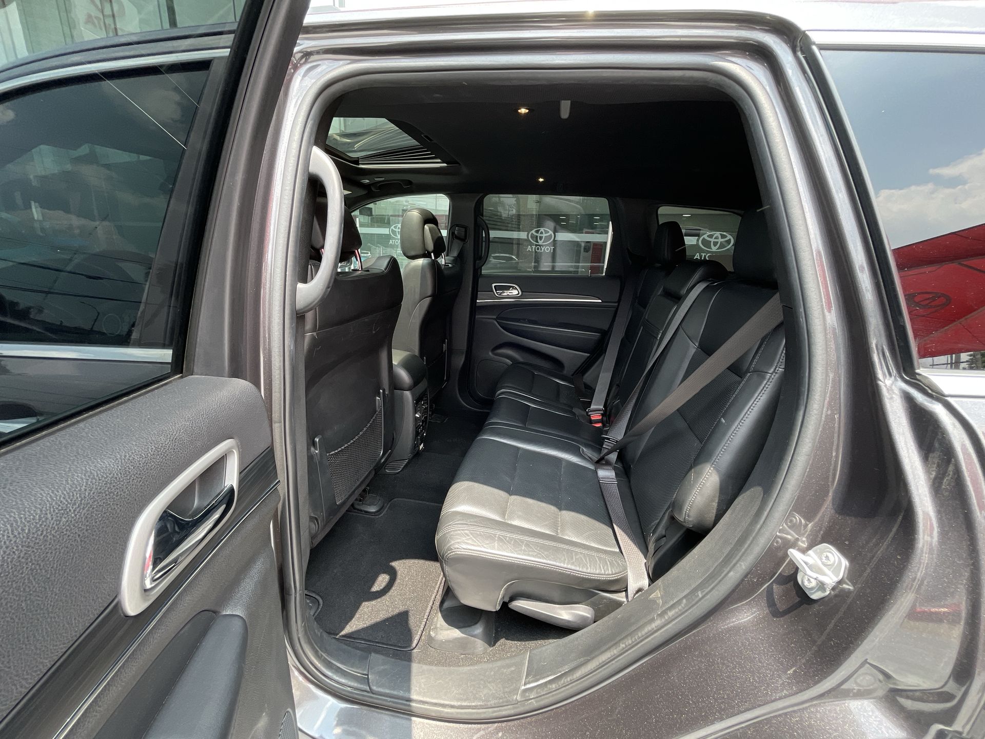 2021 Jeep GRAND CHEROKEE LIMITED LUJO V6