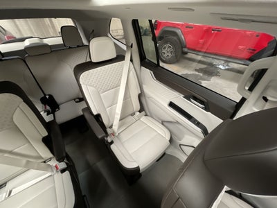 2024 GMC ACADIA DENALI G