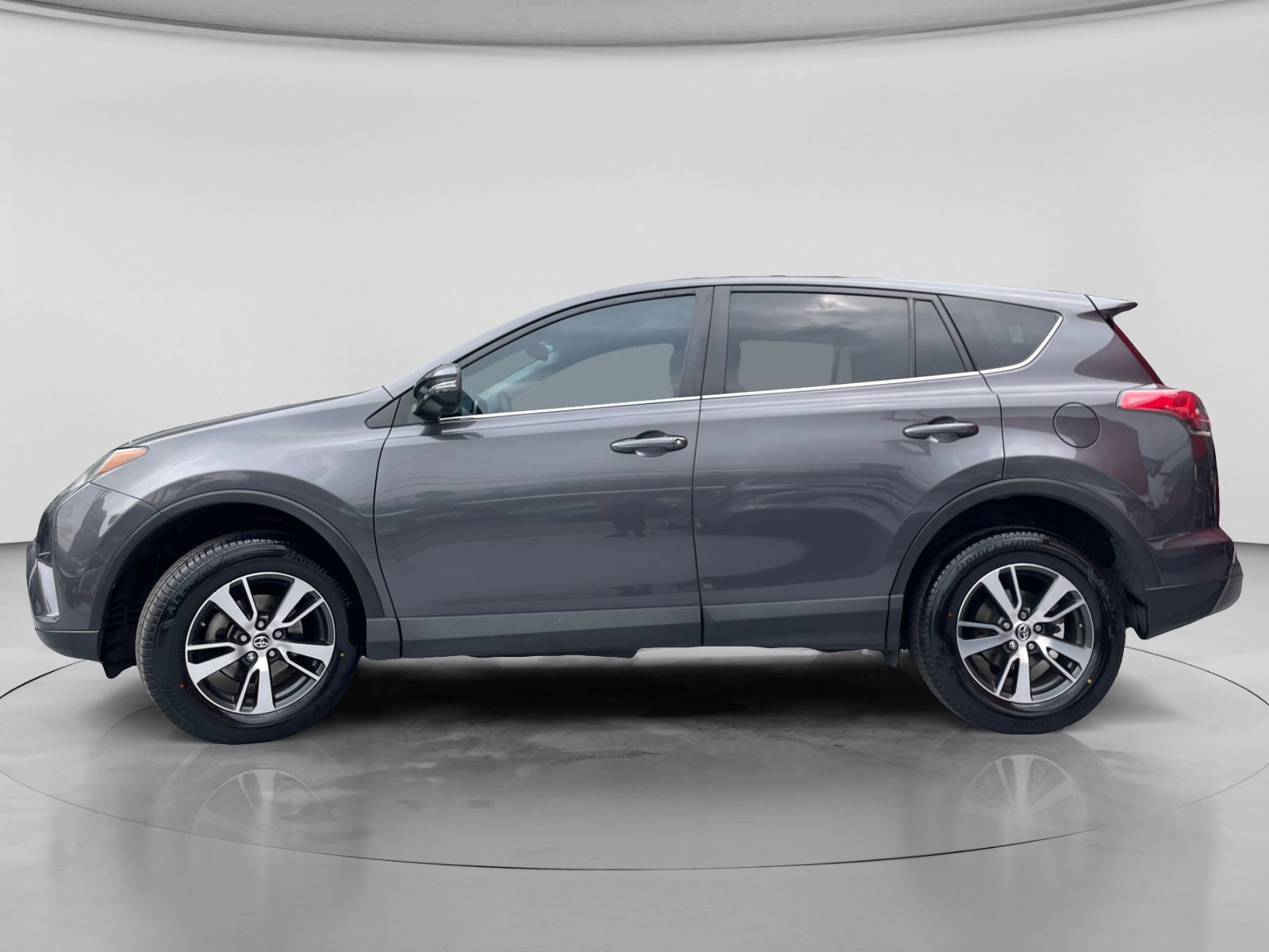 2018 Toyota RAV4 2.5 XLE PLUS 4WD AT