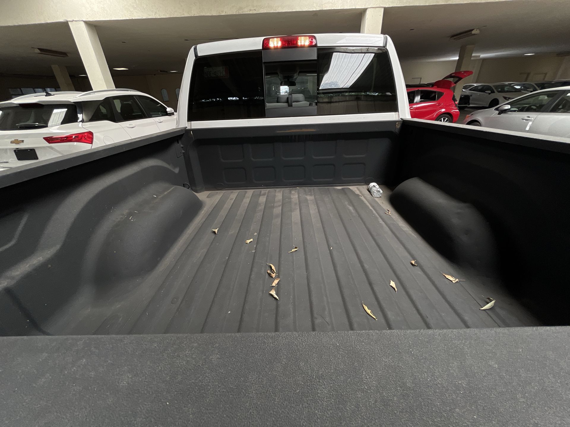2020 Chrysler 200 CREW CAB SLT TRABAJO 4X2 V6 8AT