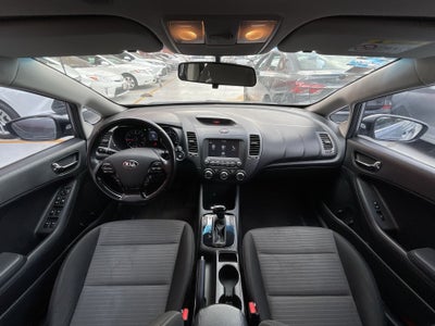 2018 Kia FORTE 2.0L EX T/A