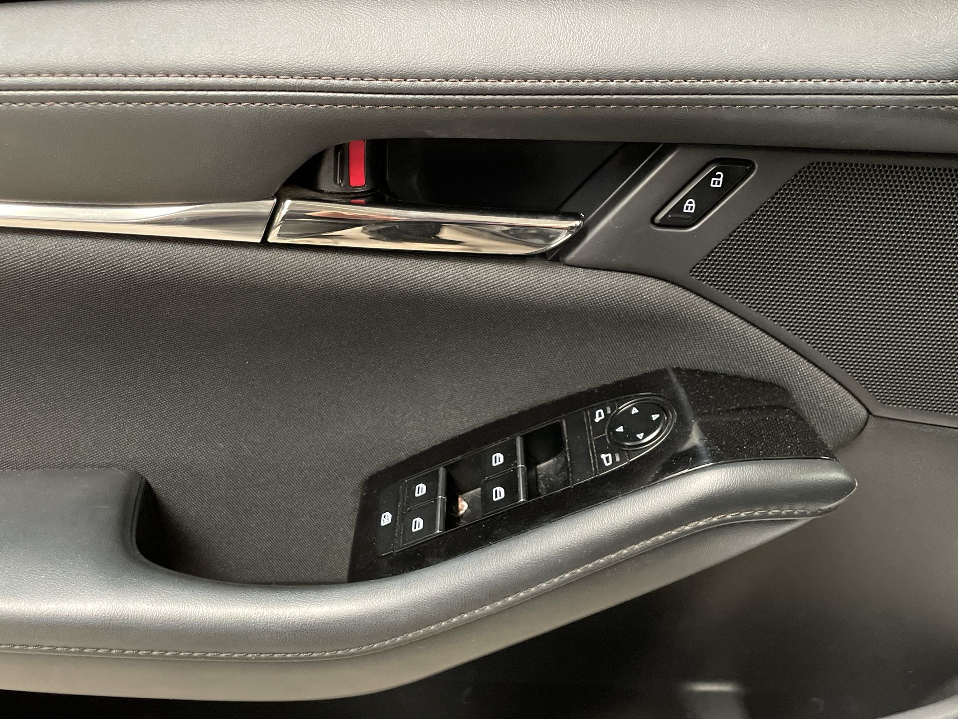 2023 Mazda Mazda 3 I SPORT TA SEDAN