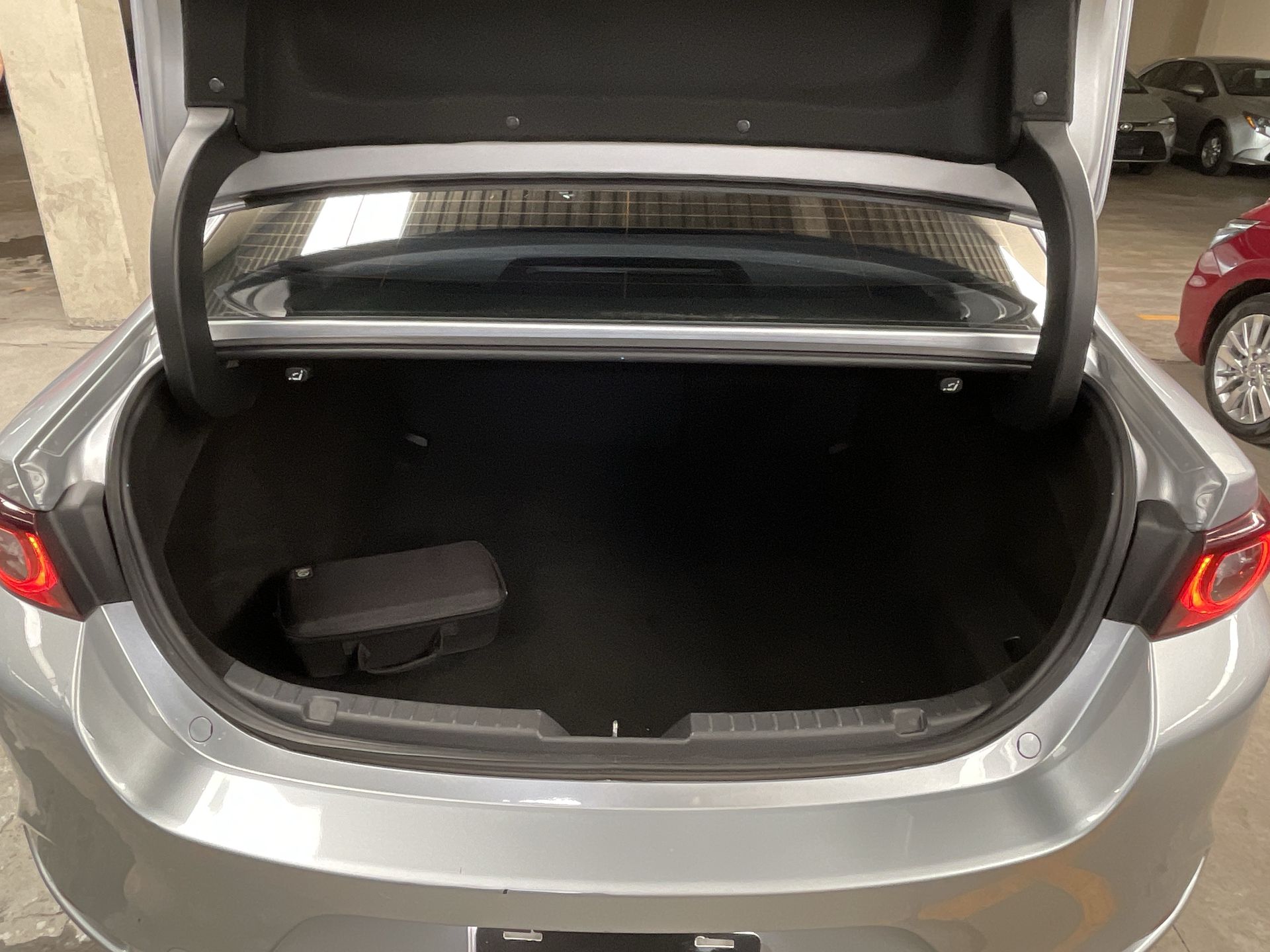 2023 Mazda Mazda 3 I SPORT TA SEDAN