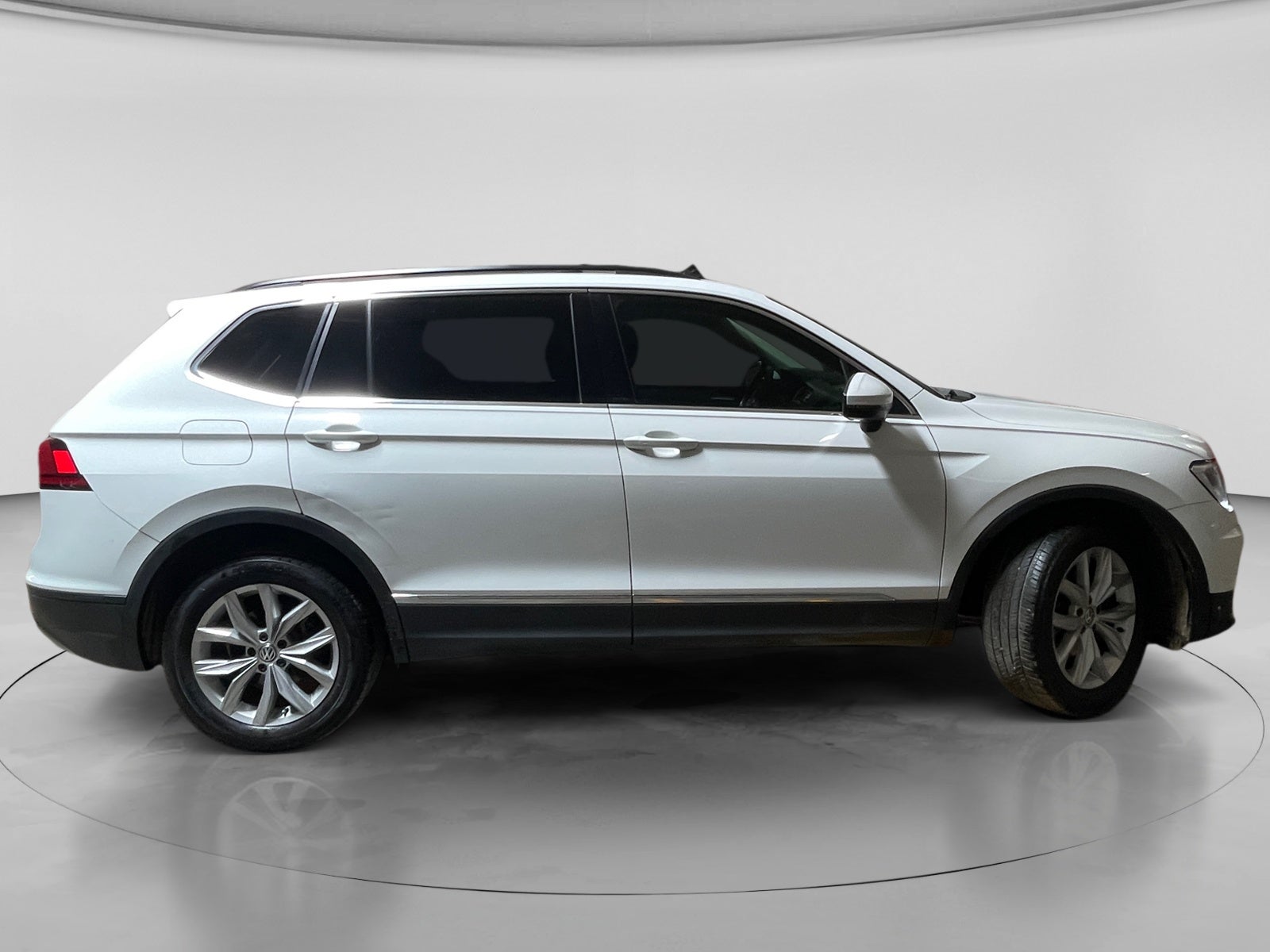 2021 Volkswagen TIGUAN COMFORTLINE