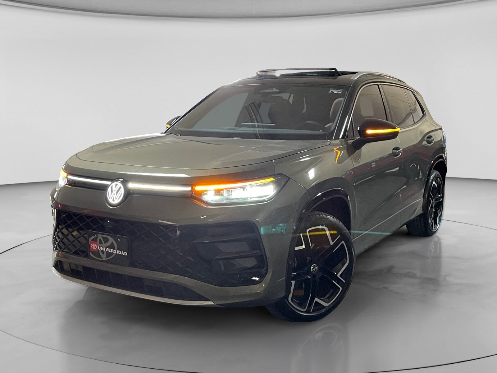 2026 Volkswagen TIGUAN R-LINE 1.4