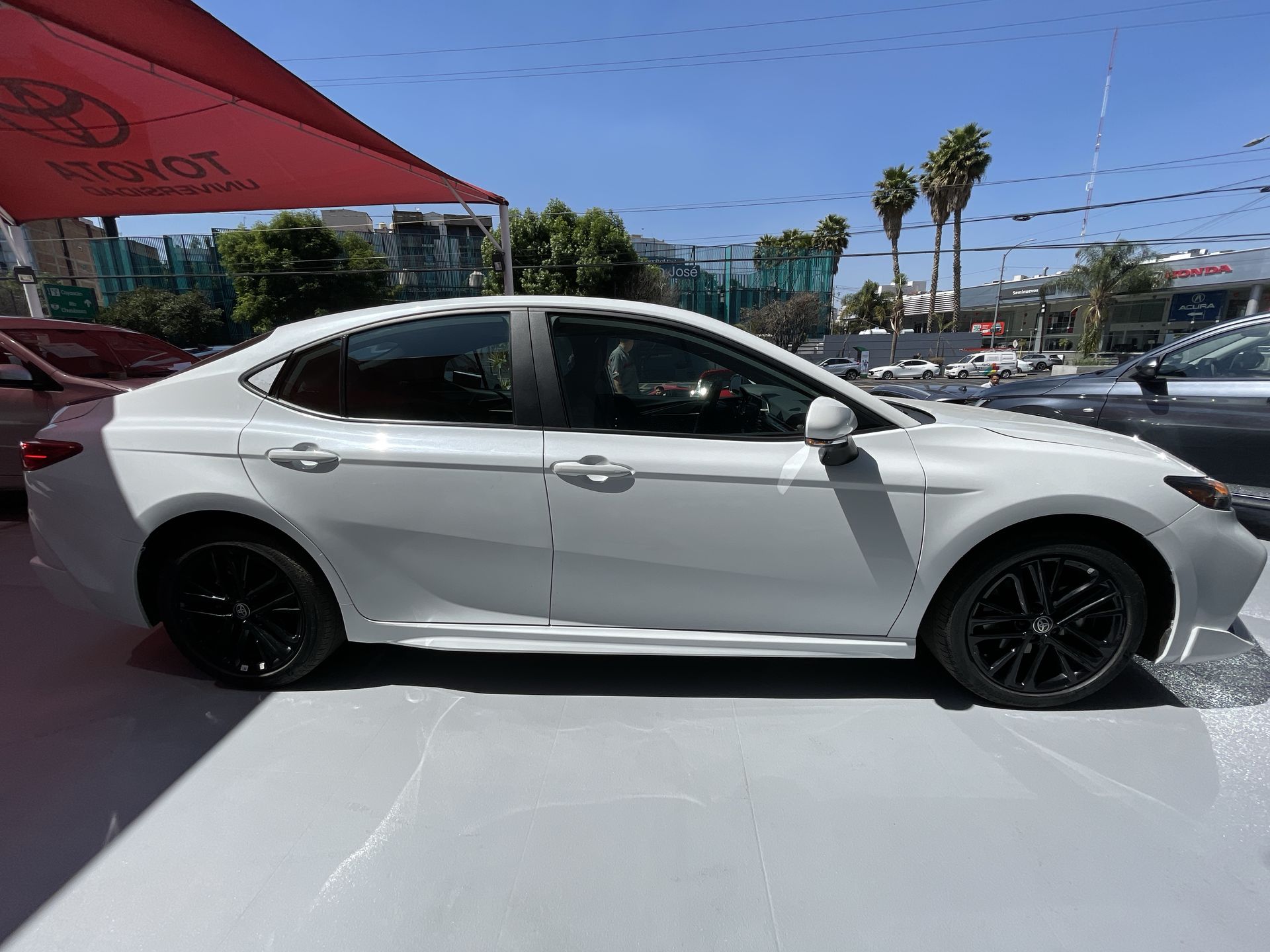 2025 Toyota CAMRY XSE HEV