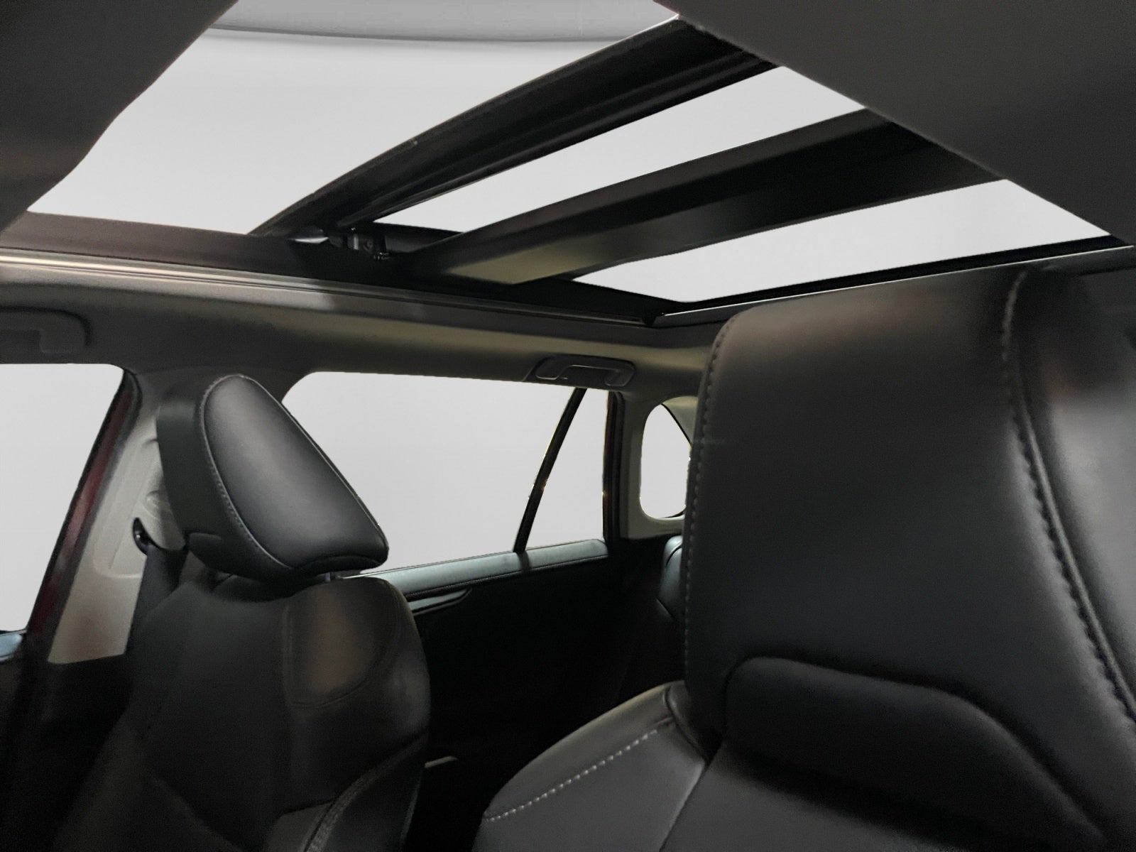 2022 Toyota RAV4 LIMITED HV