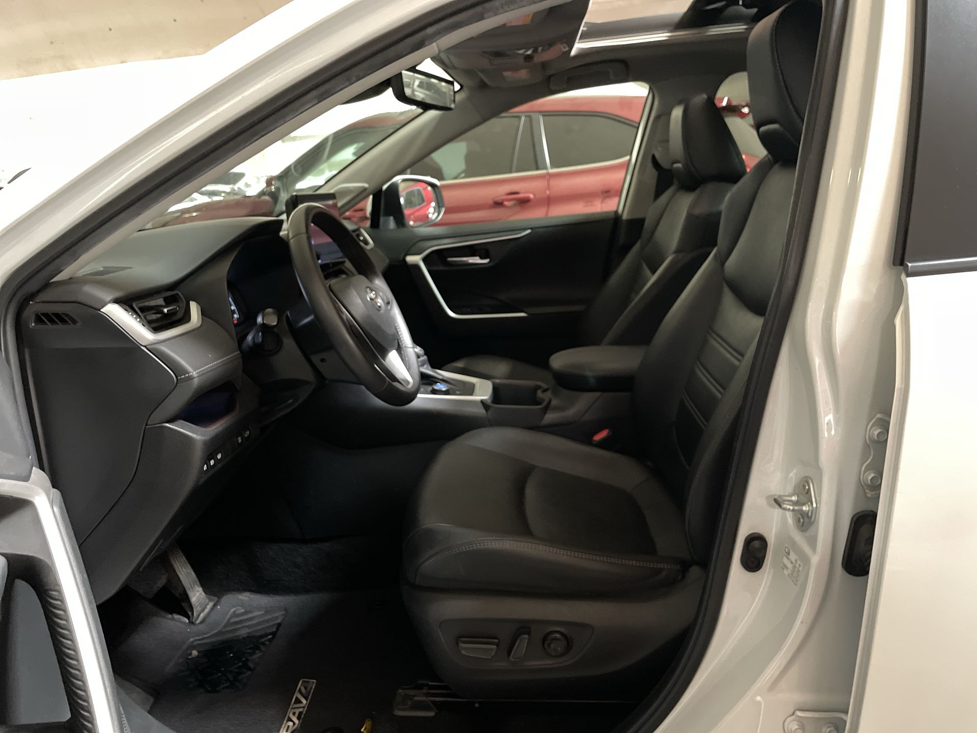 2023 Toyota RAV4 LIMITED HV