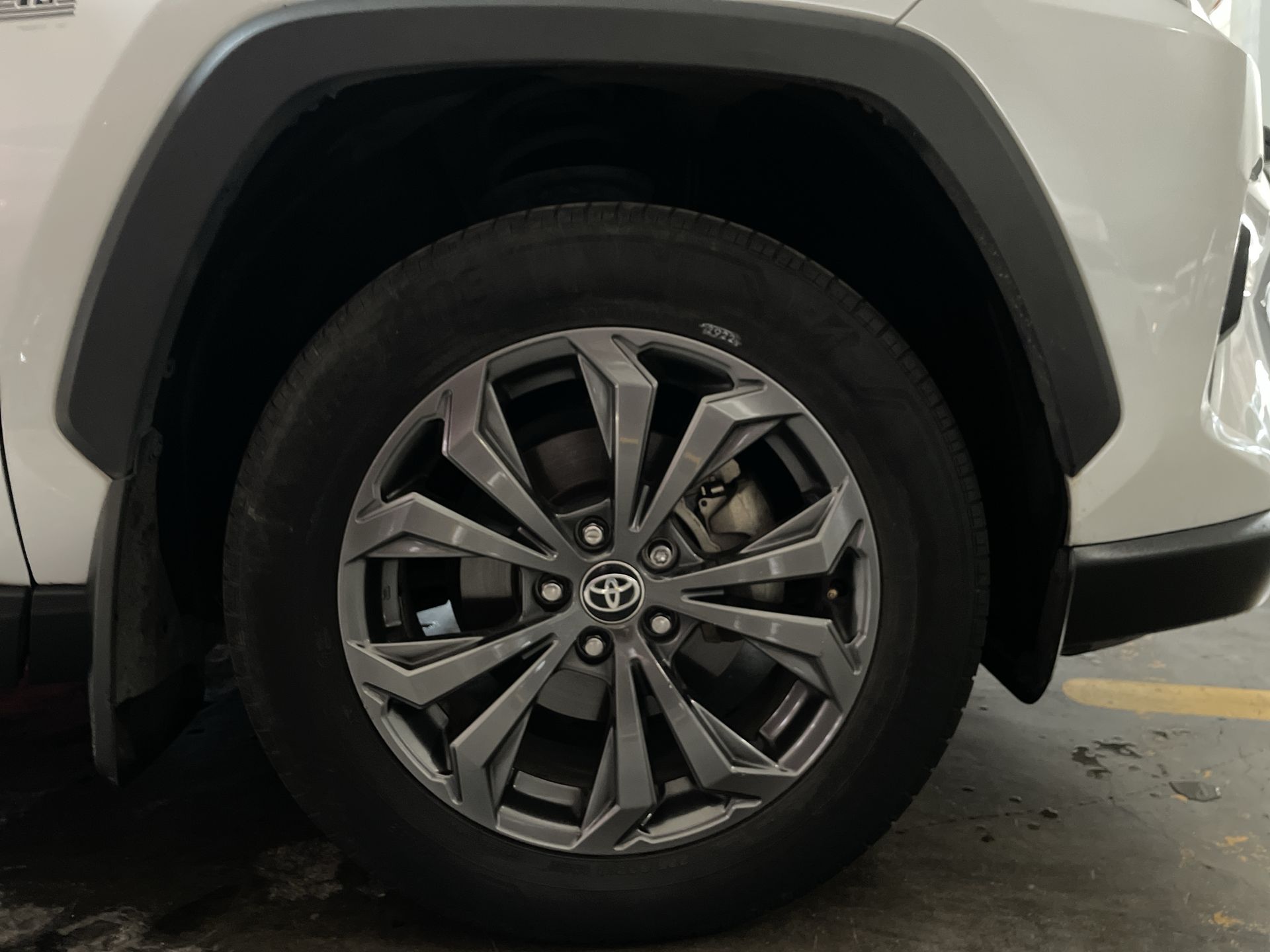2023 Toyota RAV4 LIMITED HV