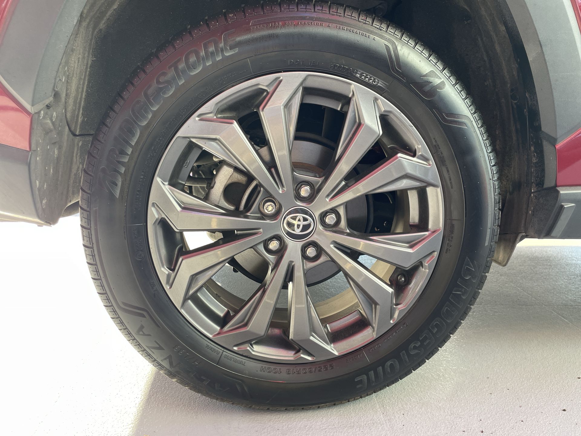 2024 Toyota RAV4 LIMITED HV