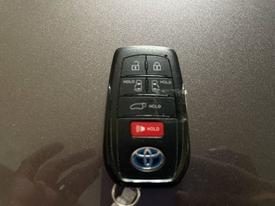 2022 Toyota SIENNA LIMITED