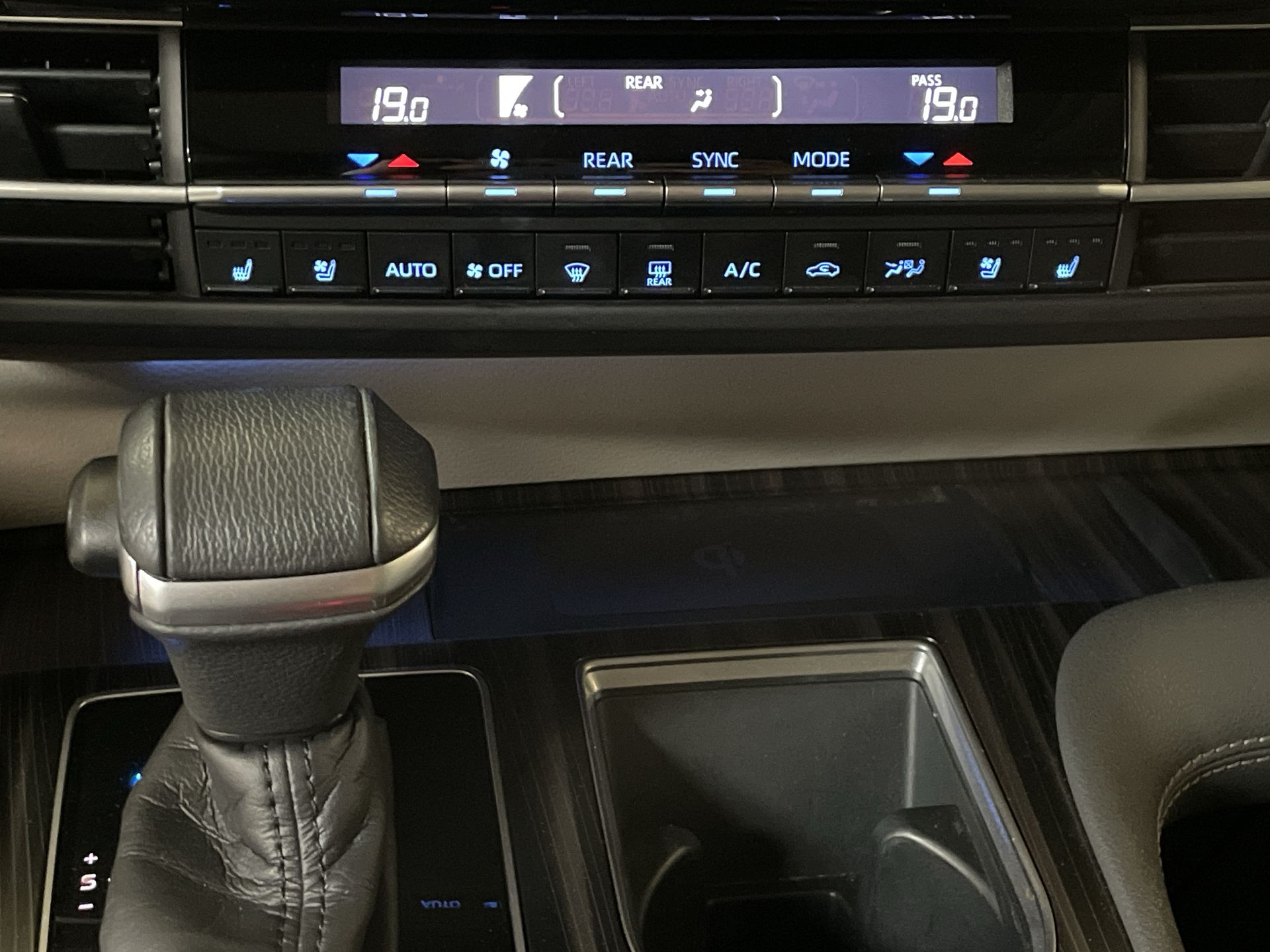 2021 Toyota SIENNA LIMITED