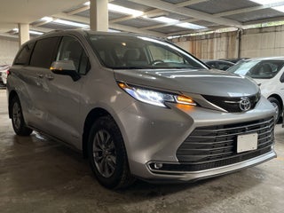 2021 Toyota SIENNA LIMITED