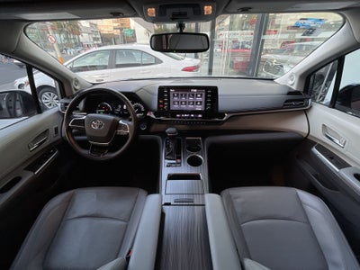2021 Toyota SIENNA LIMITED