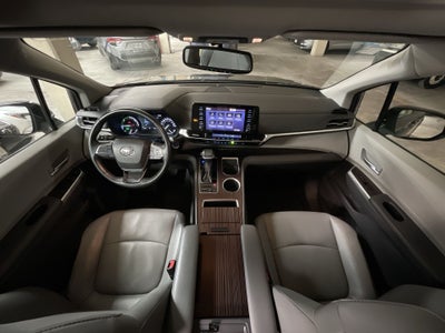 2021 Toyota SIENNA XLE PIEL