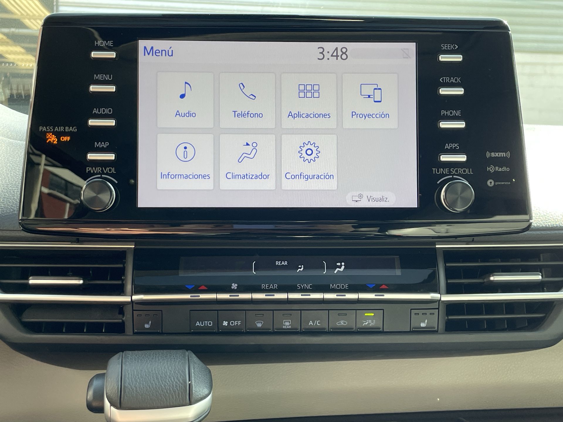 2022 Toyota SIENNA XLE PIEL