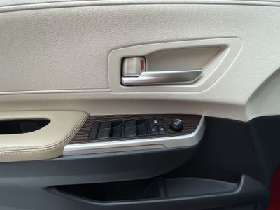 2023 Toyota SIENNA XLE PIEL