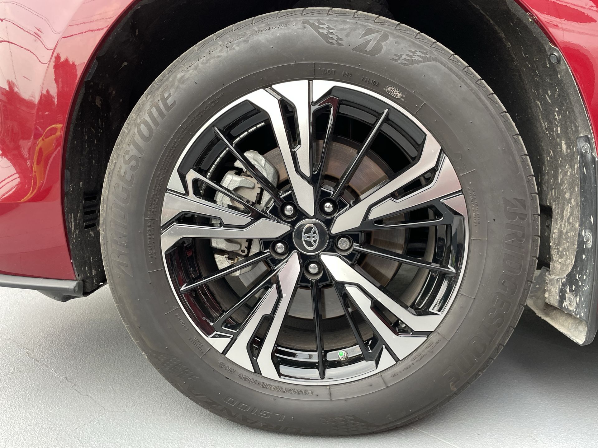 2023 Toyota SIENNA XLE PIEL