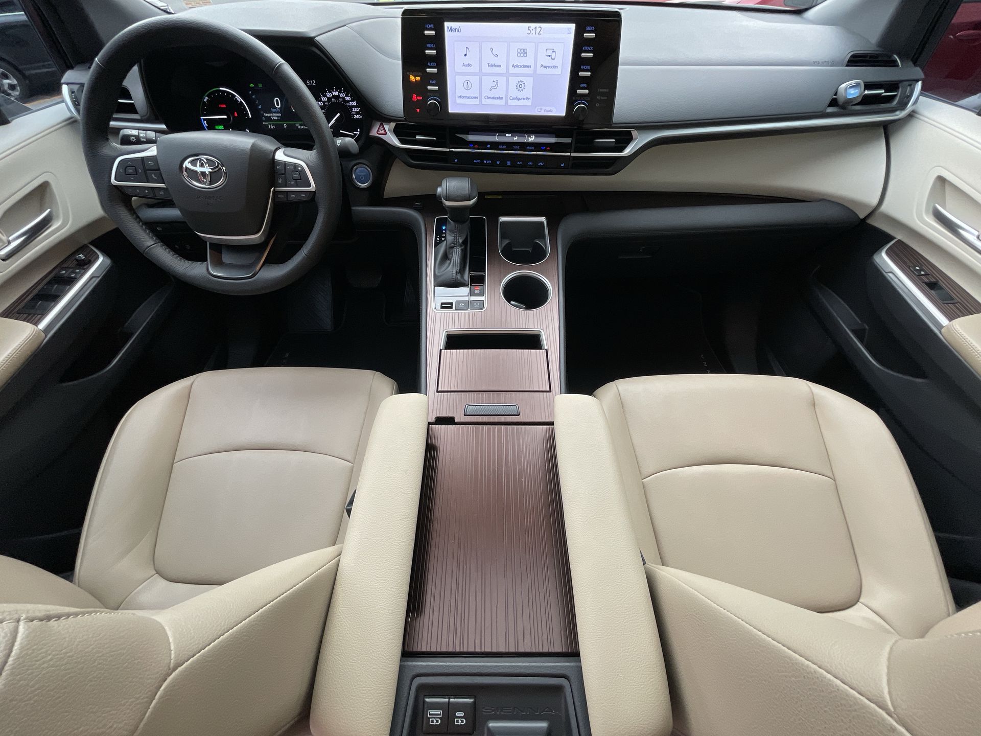 2023 Toyota SIENNA XLE PIEL