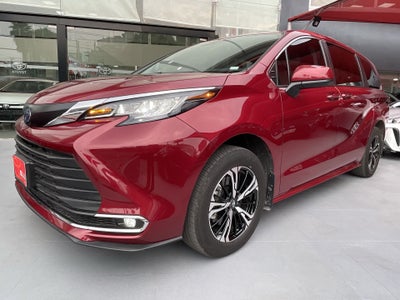 2023 Toyota SIENNA XLE PIEL