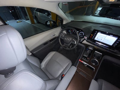 2022 Toyota SIENNA XLE PIEL