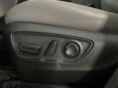 2022 Toyota SIENNA XLE PIEL