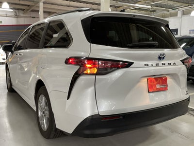 2022 Toyota SIENNA XLE PIEL