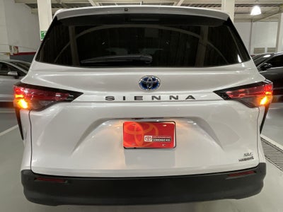 2022 Toyota SIENNA XLE PIEL