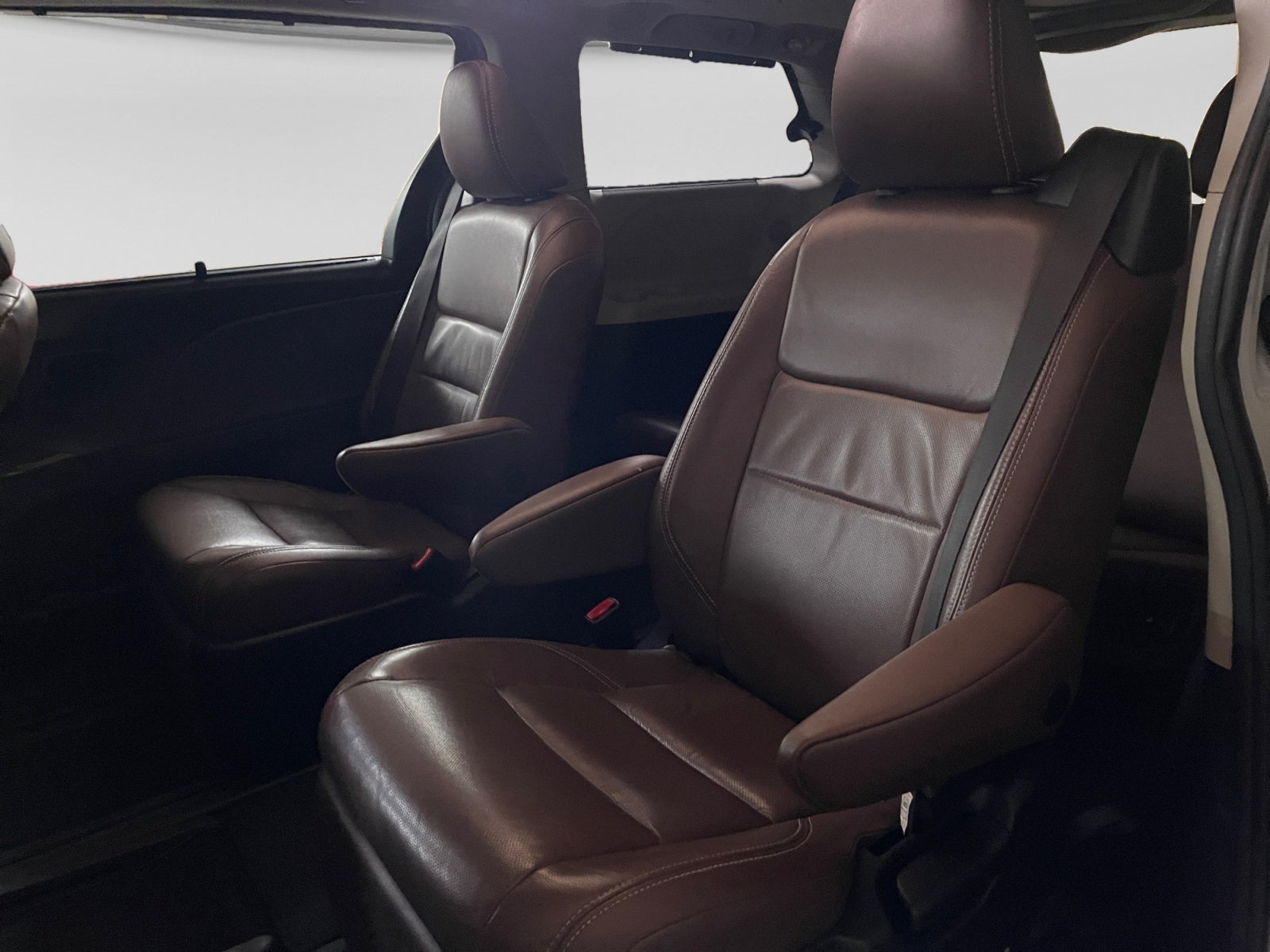 2018 Toyota SIENNA LIMITED