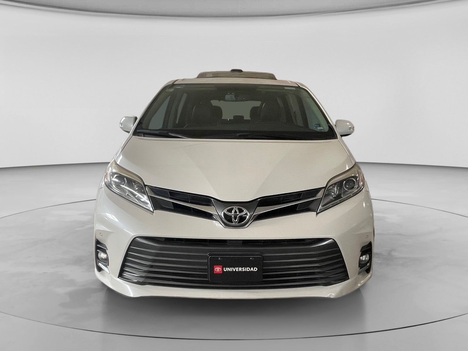 2018 Toyota SIENNA LIMITED