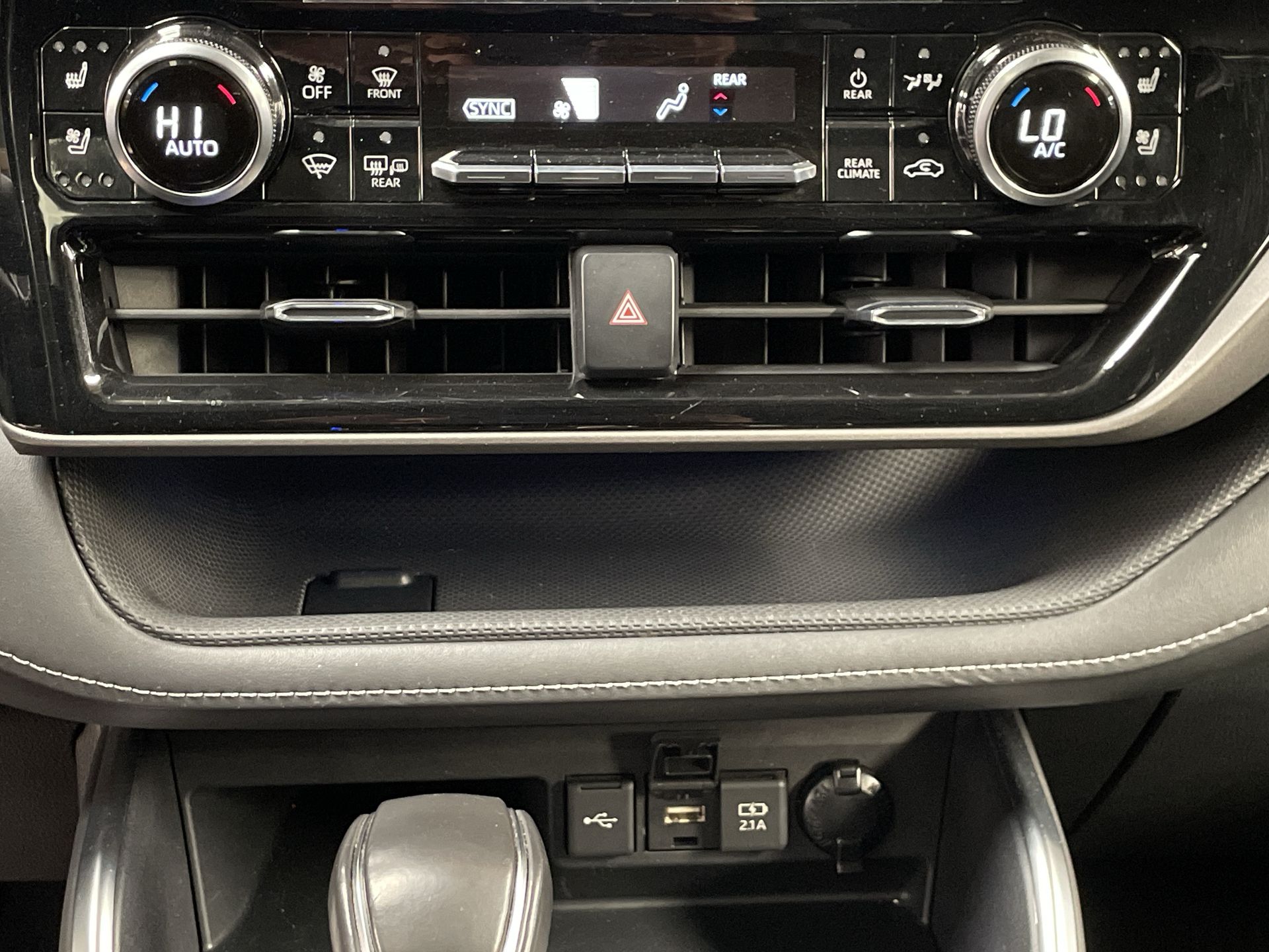 2021 Toyota HIGHLANDER LIMITED PR