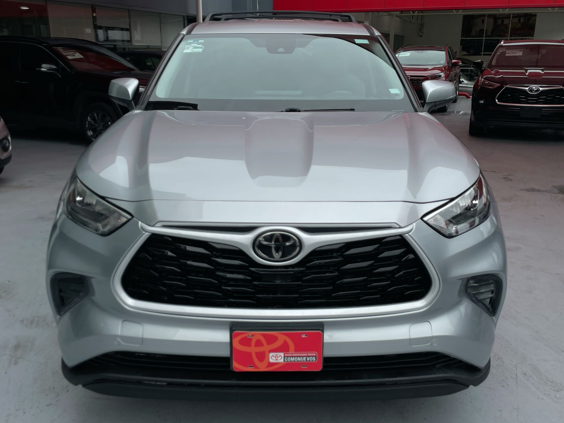 2021 Toyota HIGHLANDER LE