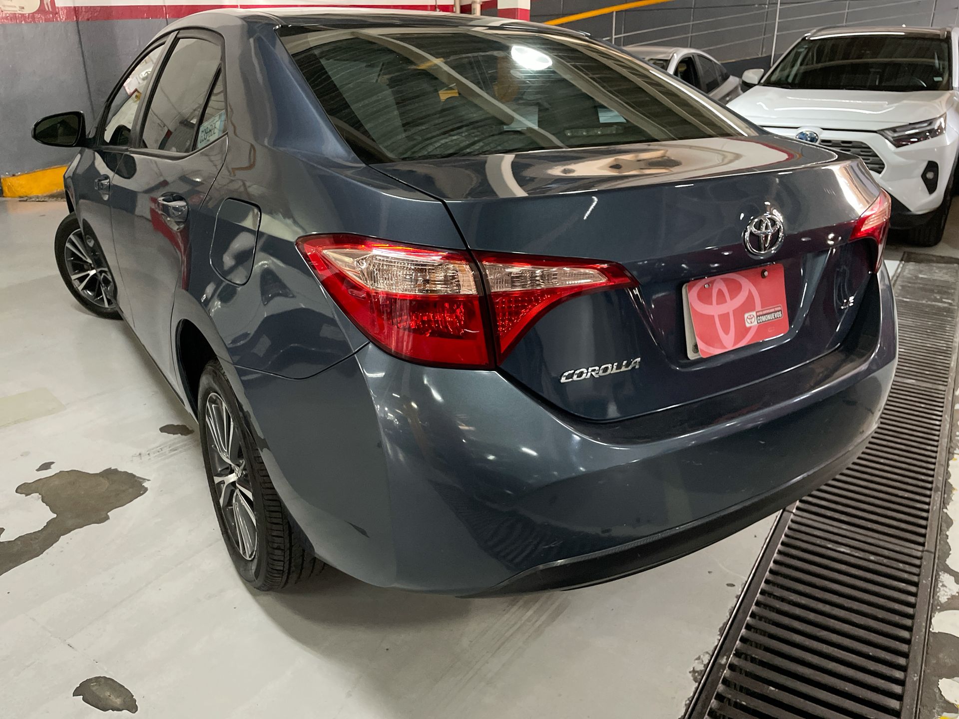 2019 Toyota COROLLA LE