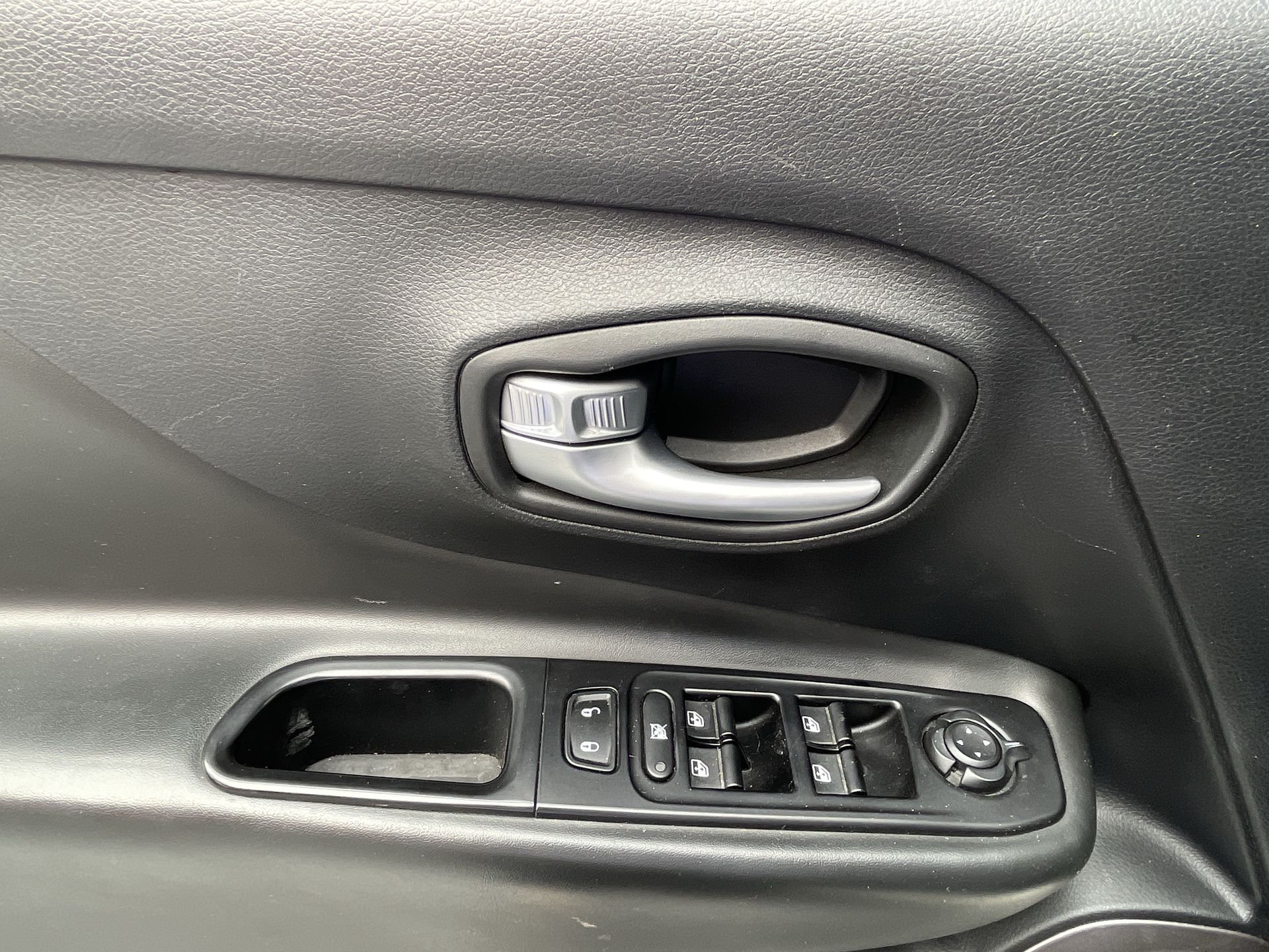 2021 Jeep RENEGADE LIMITED