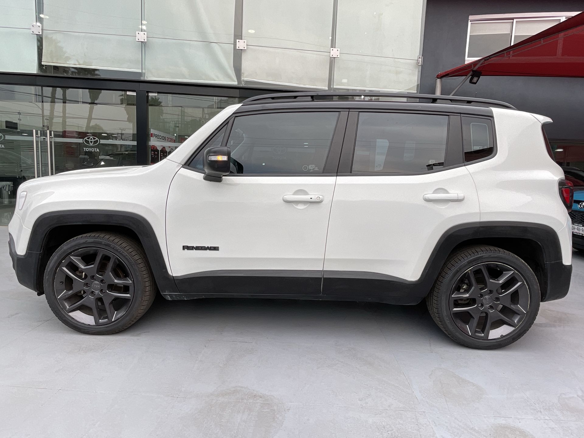 2021 Jeep RENEGADE LIMITED