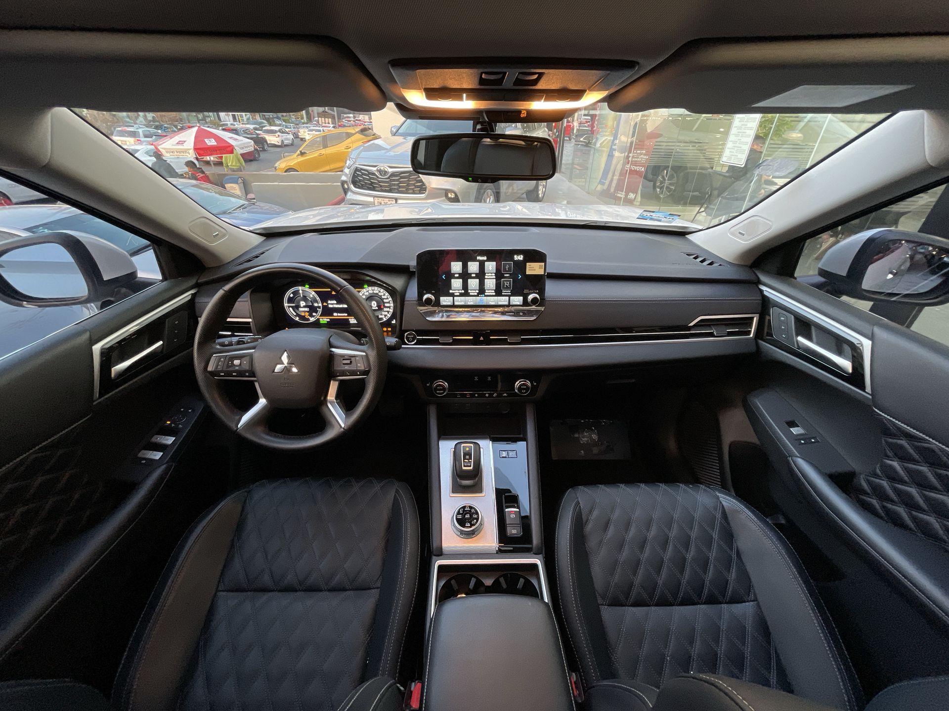 2024 Mitsubishi OUTLANDER DIAMOND