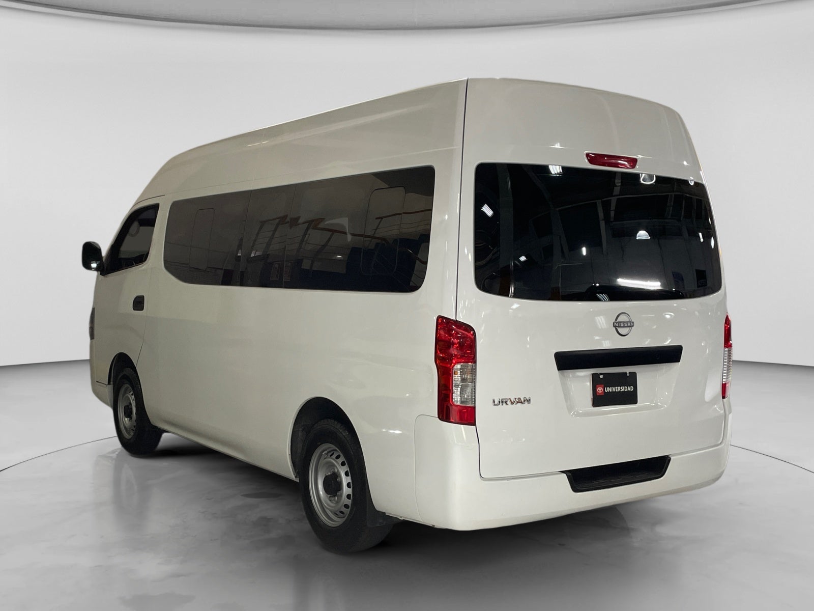 2025 Nissan URVAN PANEL VENTANAS AMPLIA 25