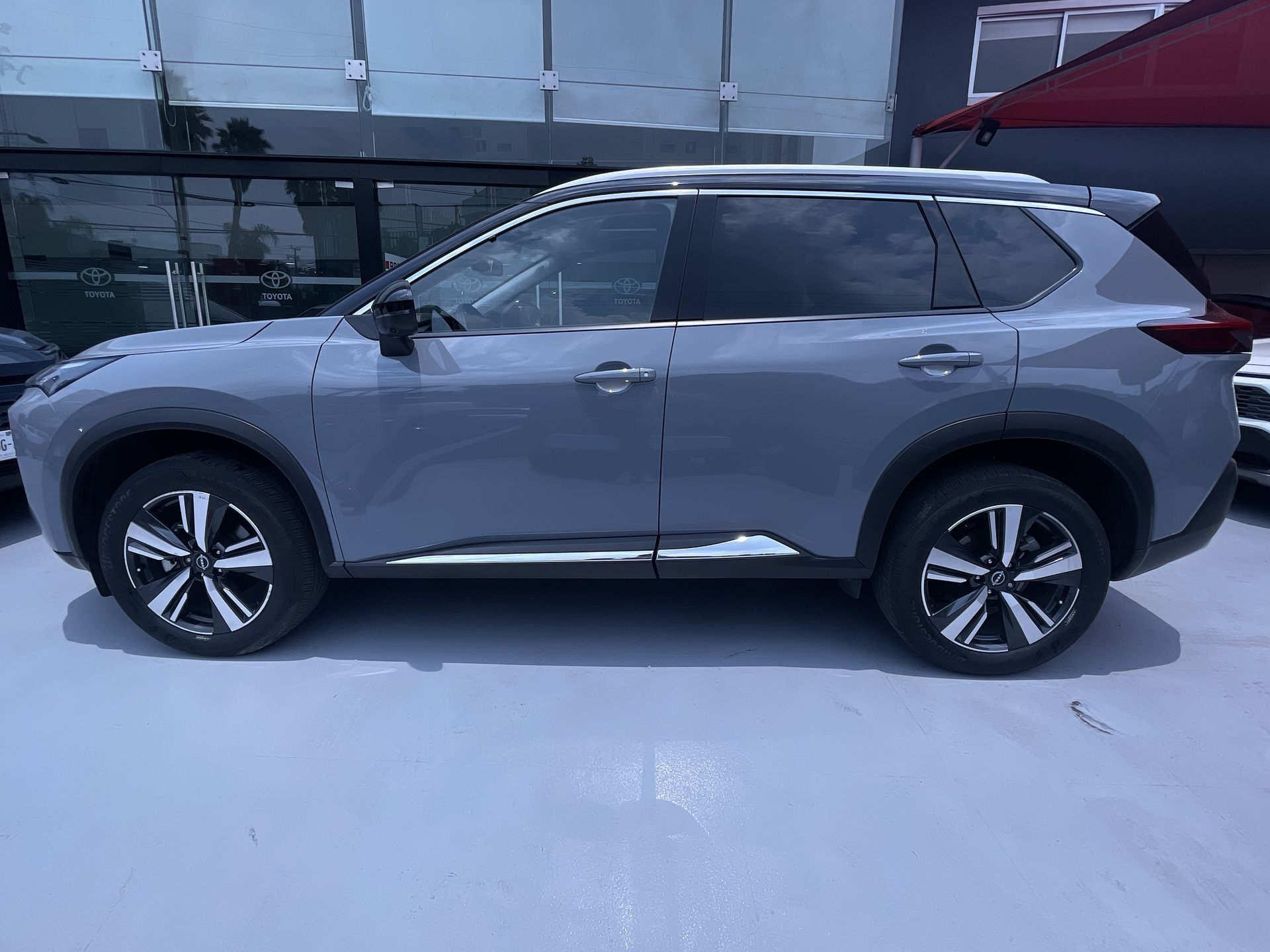 2024 Nissan X-TRAIL PLATINUM 3 ROW 24