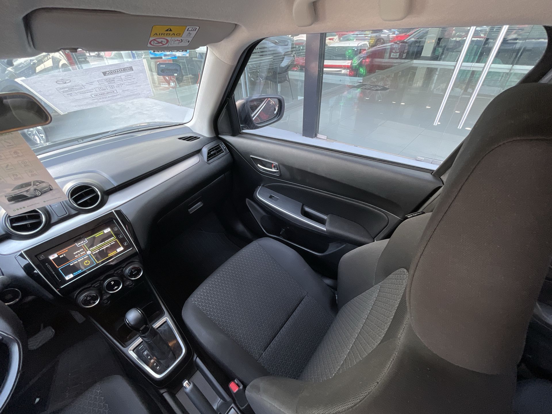 2023 SUZUKI SWIFT GLX CVT