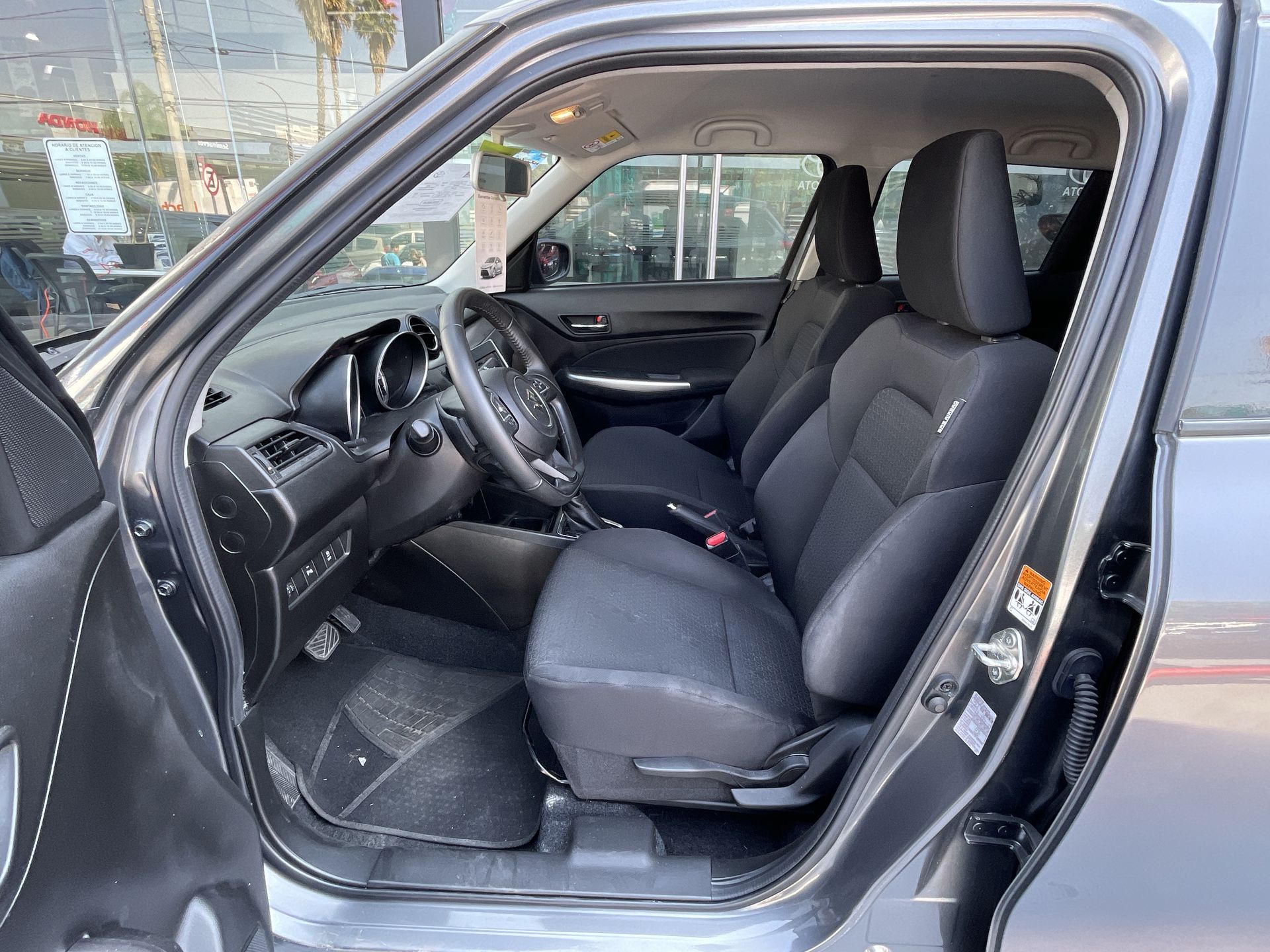 2023 SUZUKI SWIFT GLX CVT