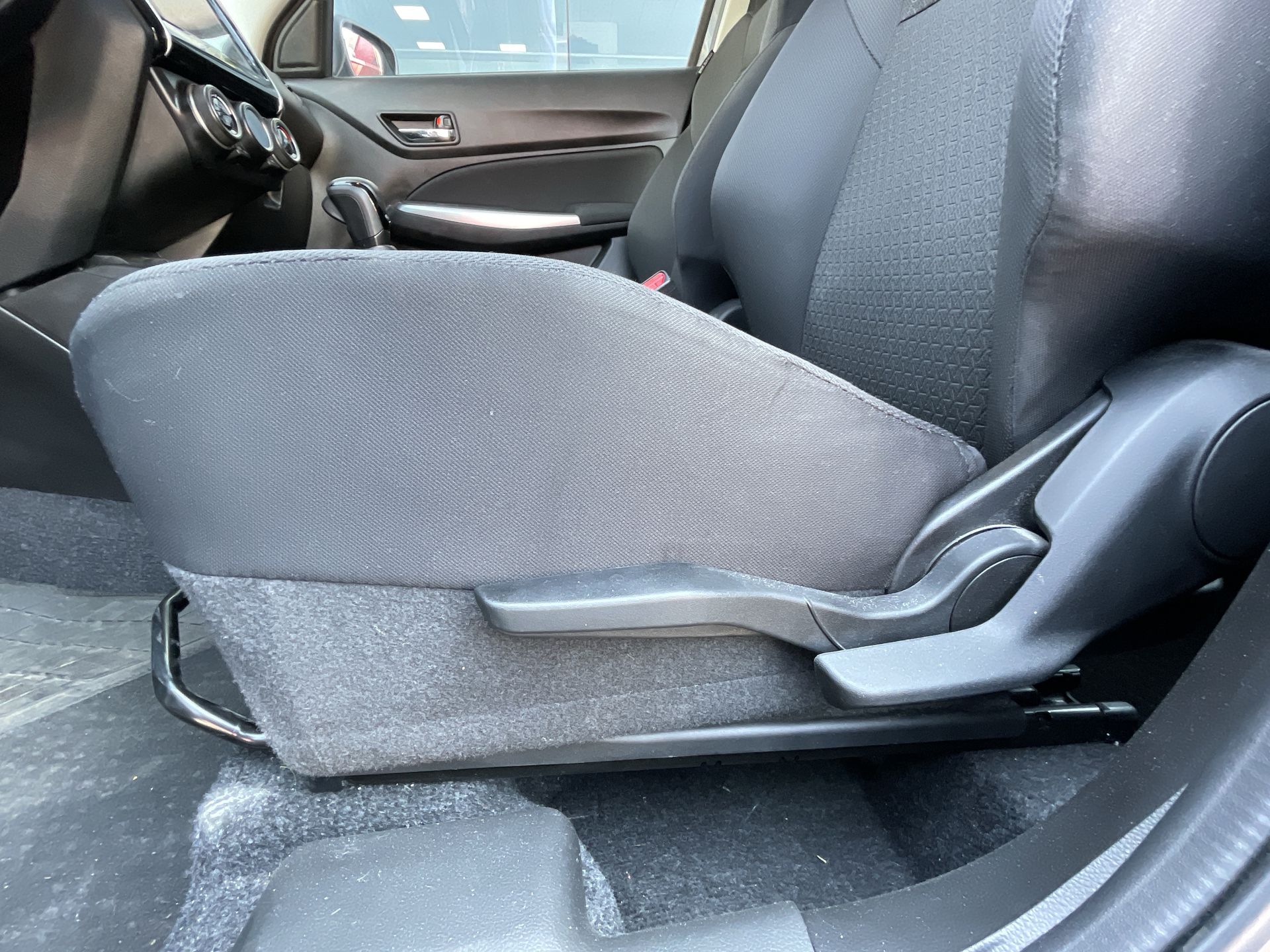 2023 SUZUKI SWIFT GLX CVT