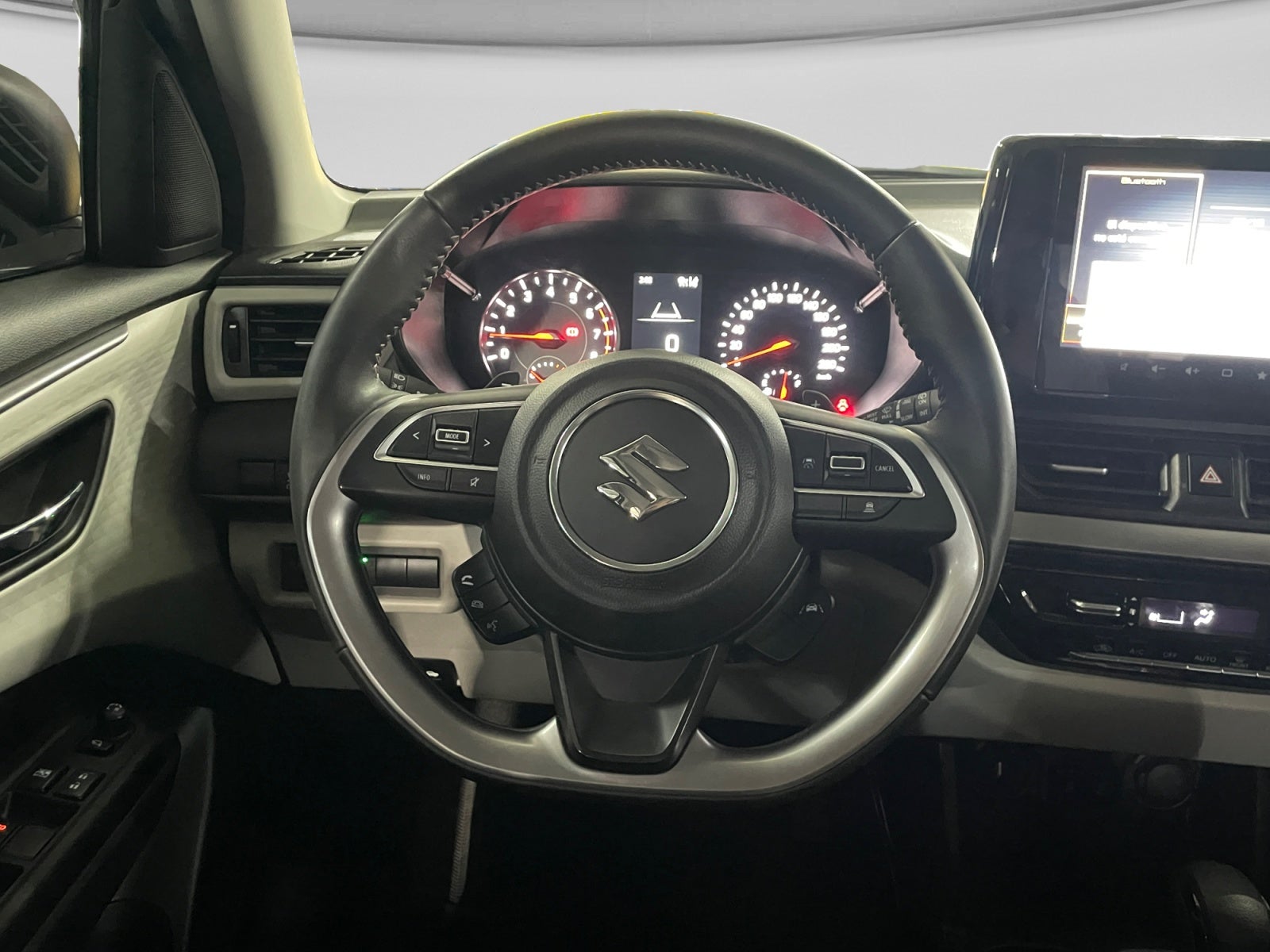 2026 SUZUKI SWIFT BOOSTERGREEN GLX CVT