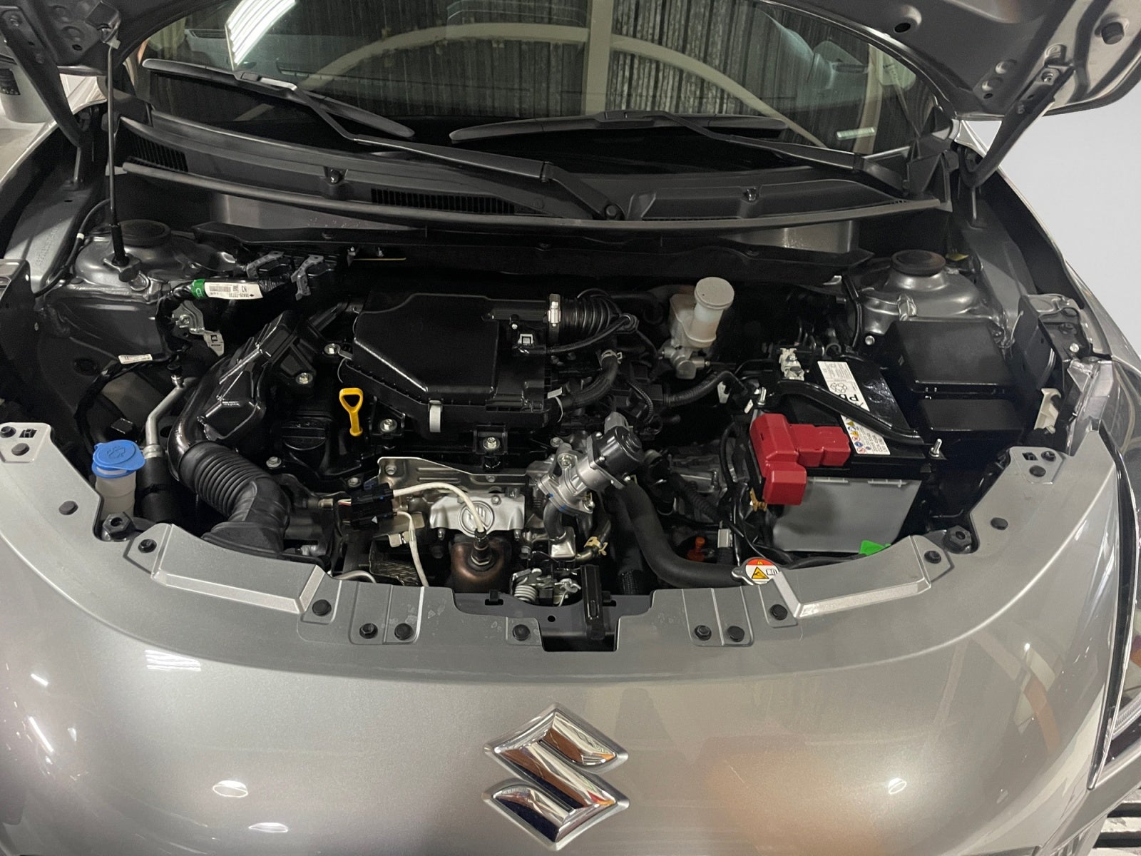 2026 SUZUKI SWIFT BOOSTERGREEN GLX CVT