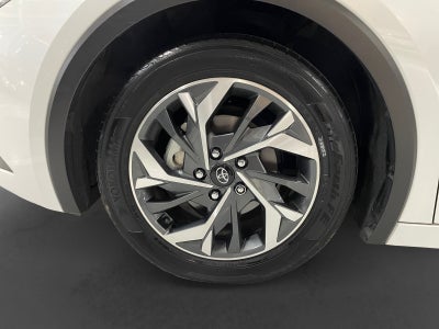 2023 Toyota PRIUS BASE PREMIUM