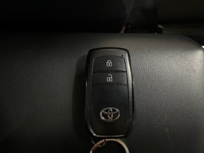 2023 Toyota PRIUS BASE PREMIUM