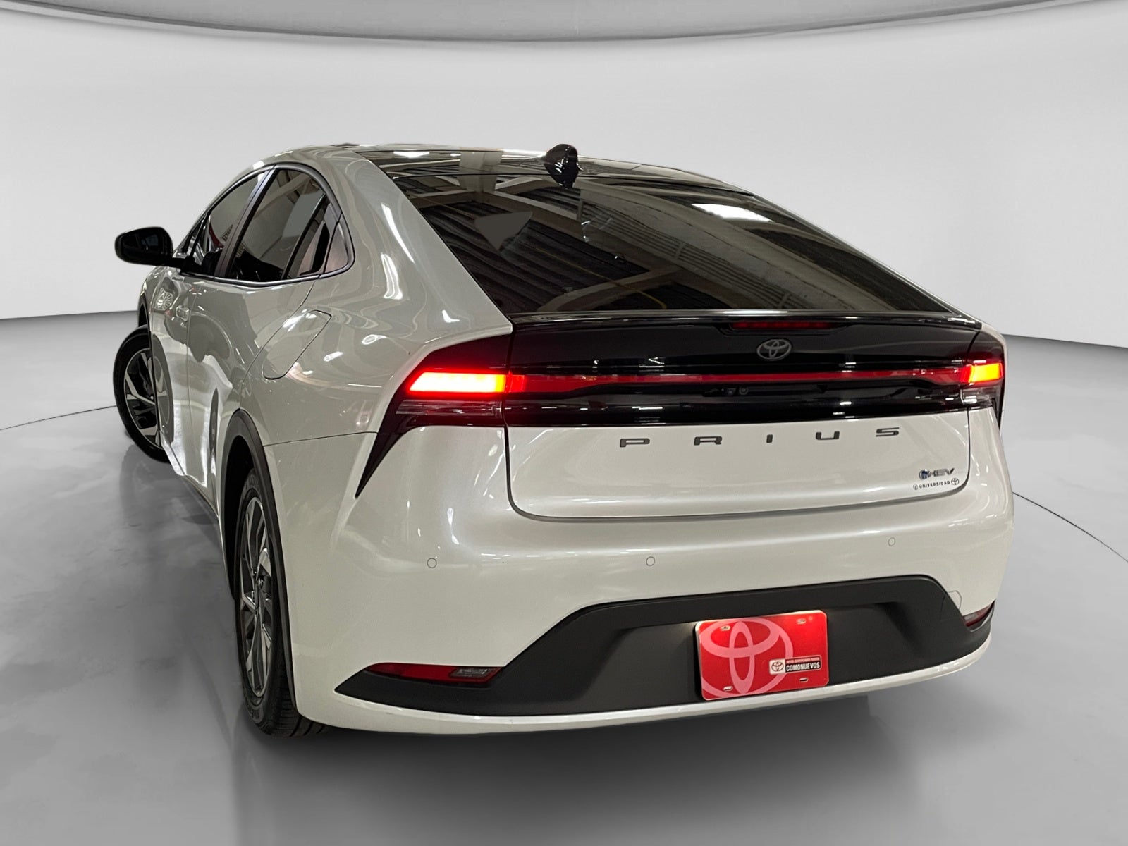 2023 Toyota PRIUS BASE PREMIUM