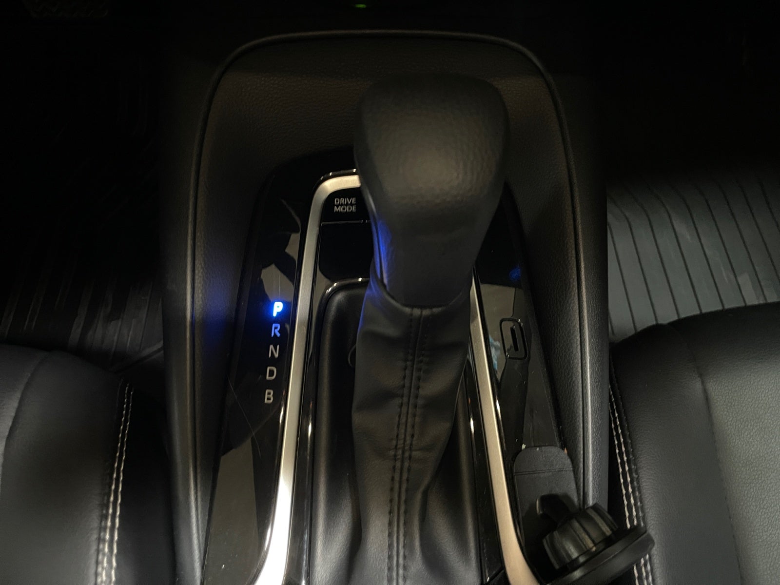 2023 Toyota COROLLA XLE HEV