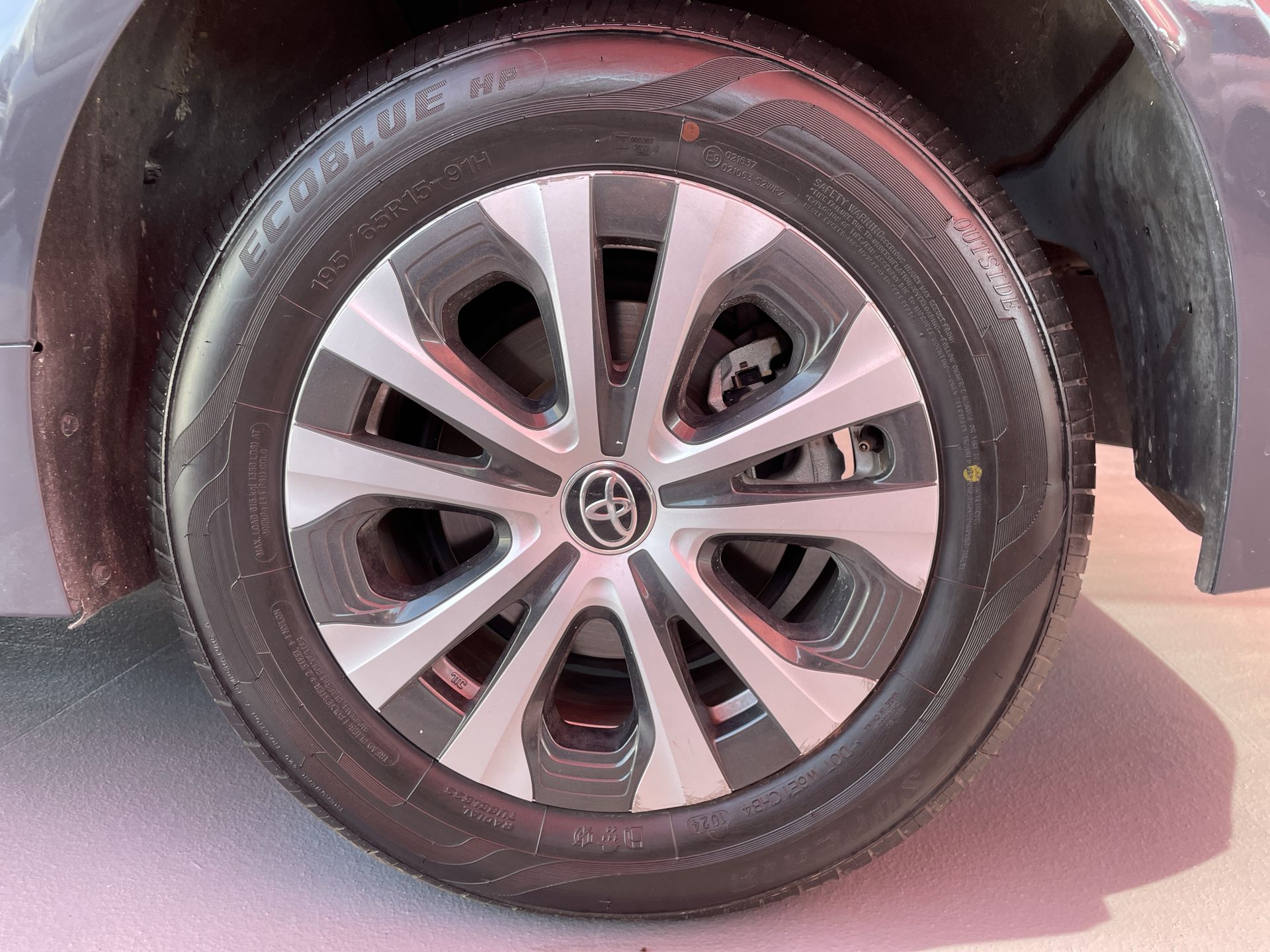 2023 Toyota COROLLA LE HV