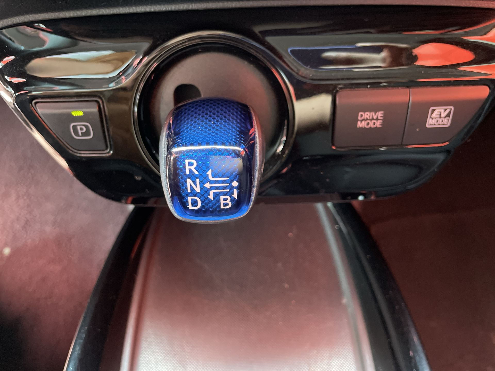 2021 Toyota PRIUS BASE BASE