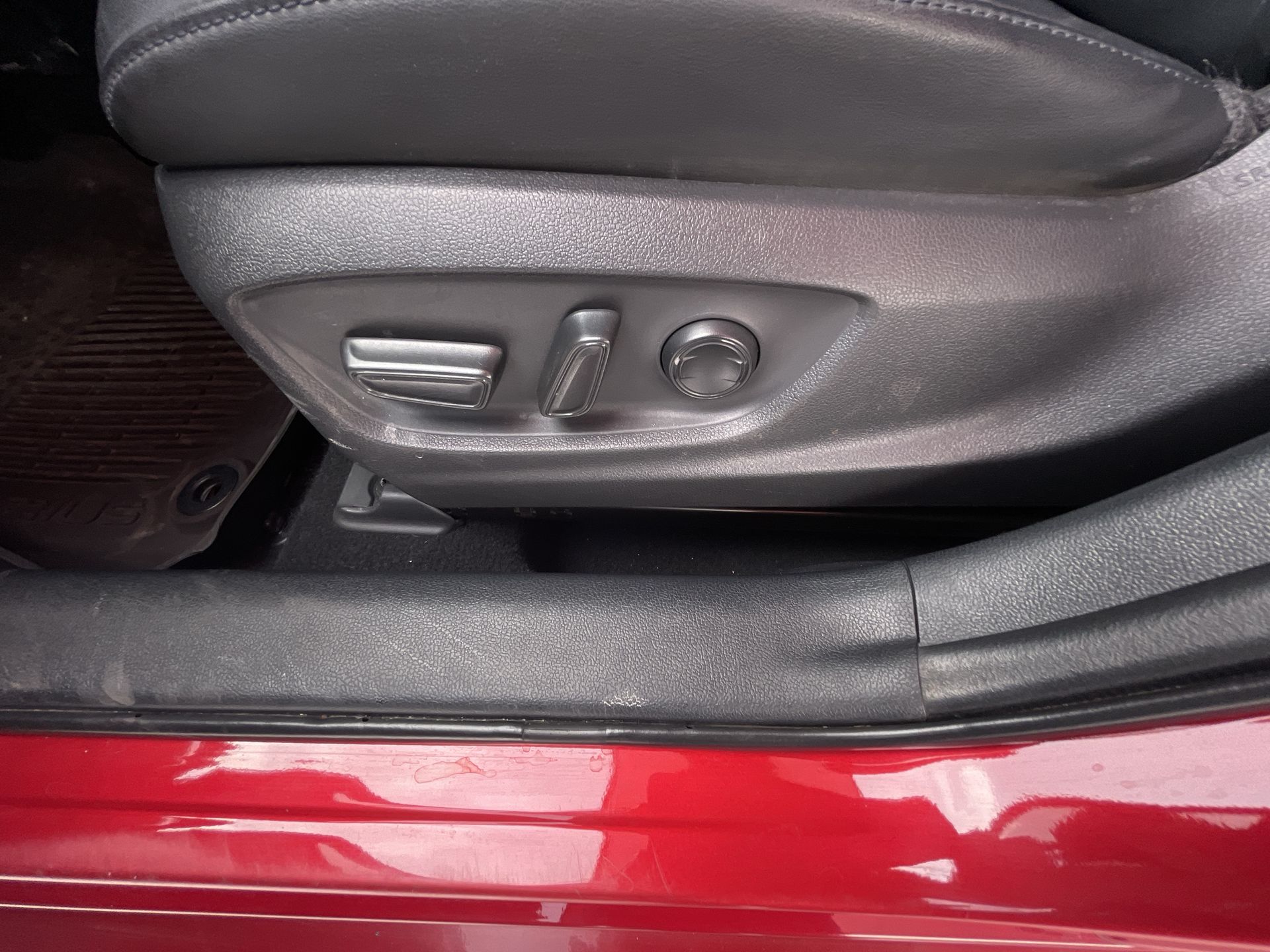 2022 Toyota PRIUS BASE PREMIUM